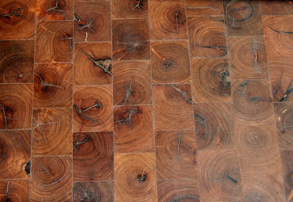 reclaimed hardwood flooring